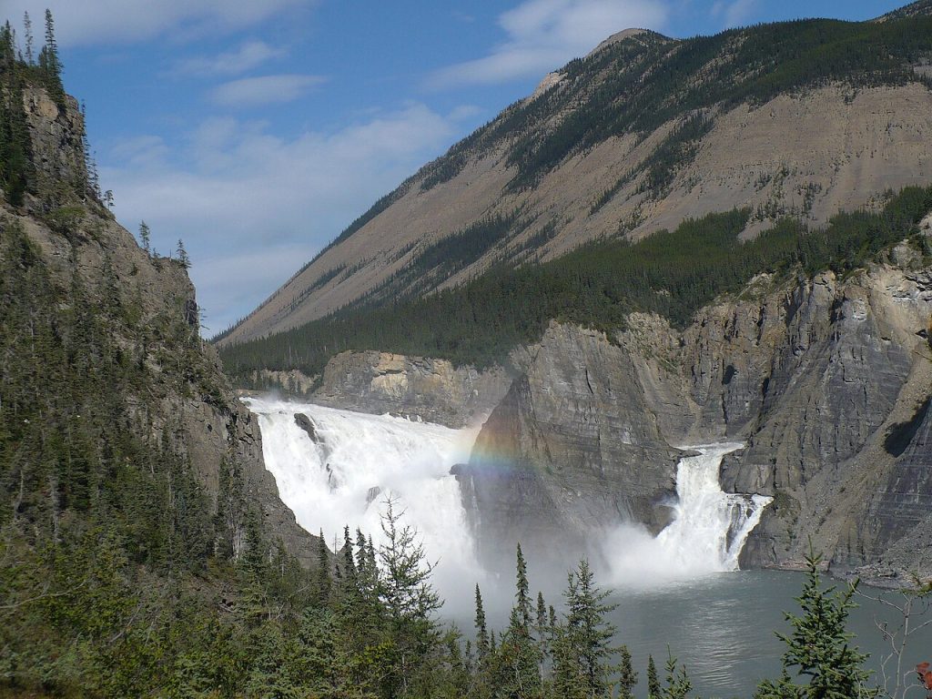 Nahanni_-VirginiaFalls2
